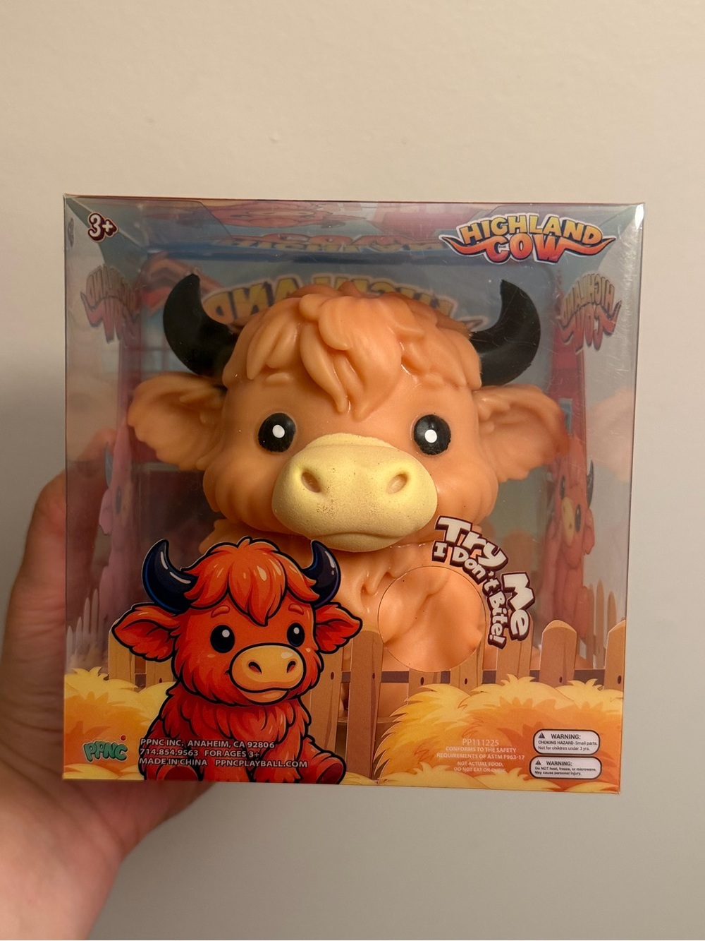 Highland Cow Squishy (1 PC) - Light